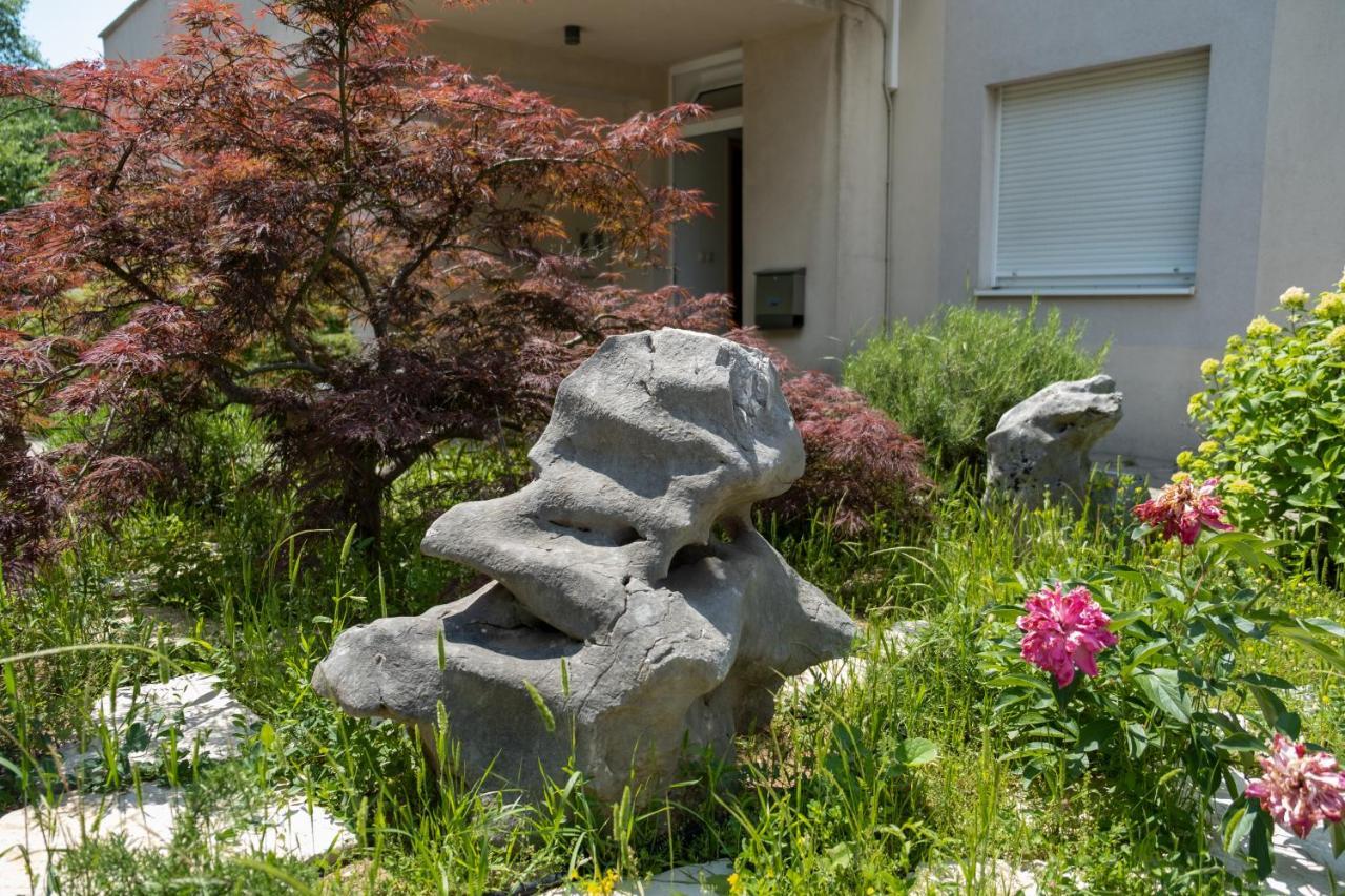 Villa Mir モスタル エクステリア 写真